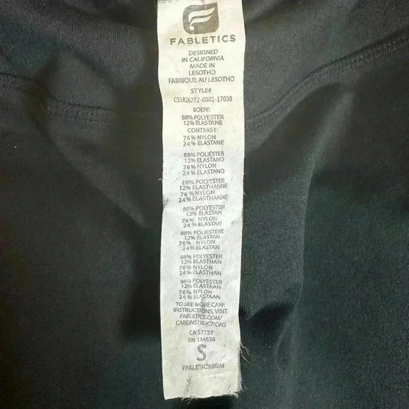 Fabletics Mid-Rise Mesh Powerhold Capri - Small - Picture 7 of 7